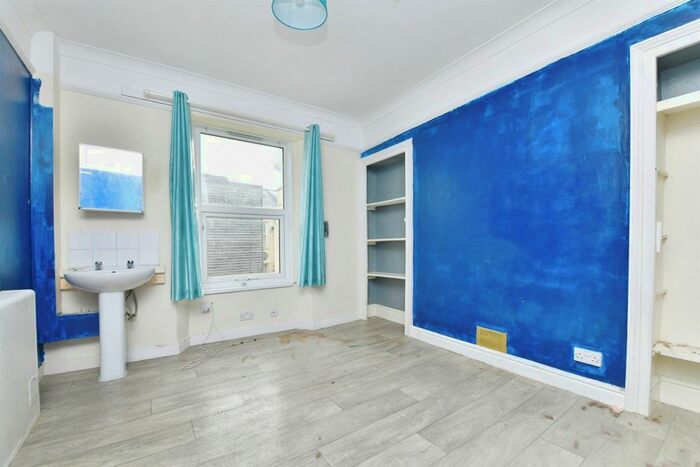 3 Bedroom Terraced House For Sale In Nelson Street, Plymouth, PL4