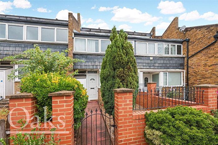 3 Bedroom Terraced House For Sale In Woodvale Walk, West Norwood, SE27