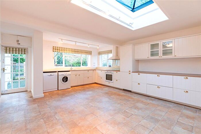 4 Bedroom Detached House To Rent In Church Road, Great Milton, Oxfordshire, OX44