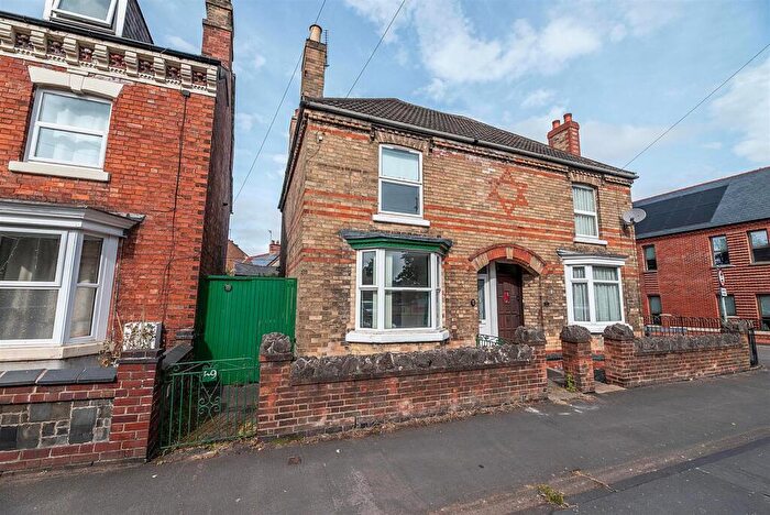 3 Bedroom Semi-Detached House For Sale In Nottingham Road, Kegworth, DE74