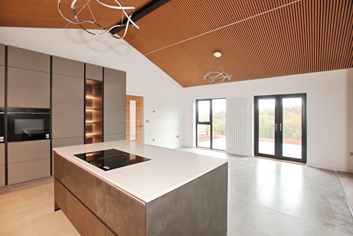 4 Bedroom Detached House For Sale In Holcombe Down Road, Teignmouth, TQ14