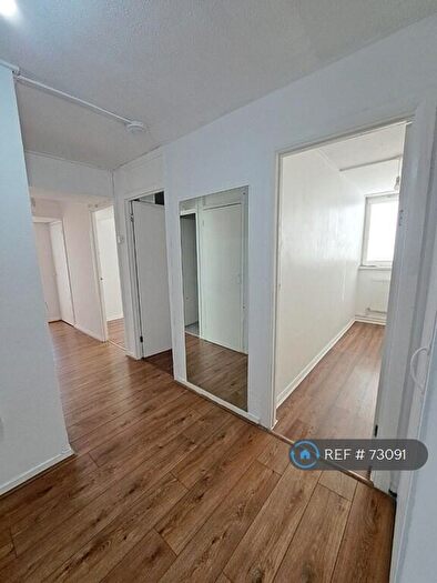 3 Bedroom Flat To Rent In Colne House, Barking, IG11