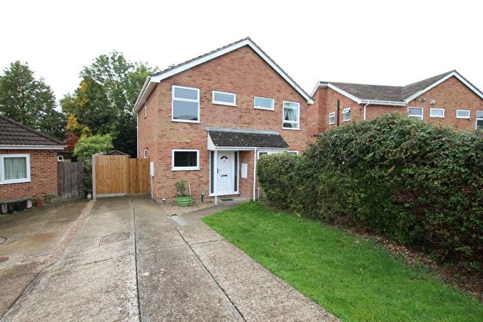 2 Bedroom Semi-Detached House For Sale In Charminster, Kingsnorth, TN23
