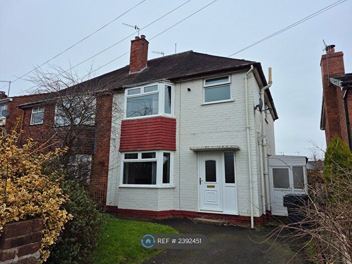 3 Bedroom Semi-Detached House To Rent In Elm Grove, Bromsgrove, B61