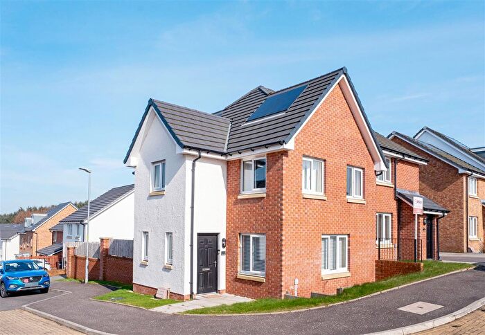 3 Bedroom Semi Detached House For Sale In Crawford Drive, Shotts, ML7