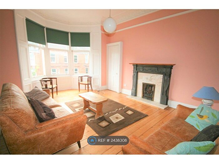 3 Bedroom Flat To Rent In Dunearn Street, Glasgow, G4