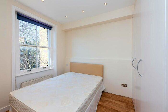 1 Bedroom Flat To Rent In Westgate Terrace, Chelsea, London, SW10