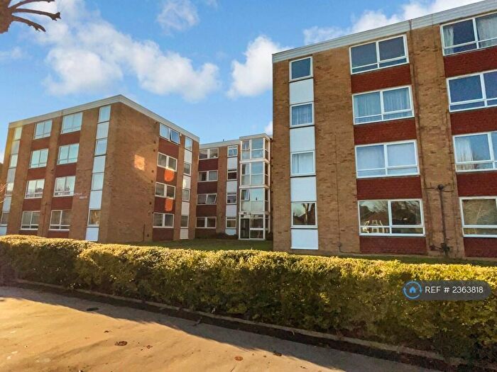 2 Bedroom Flat To Rent In Kenley House, Croydon, CR0
