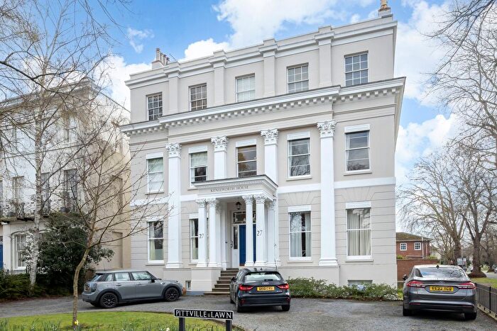 2 Bedroom Flat To Rent In Pittville Lawn, Cheltenham, GL52