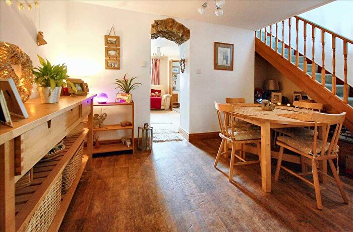 3 Bedroom Terraced House For Sale In Orchard Buildings, Pembroke, SA71