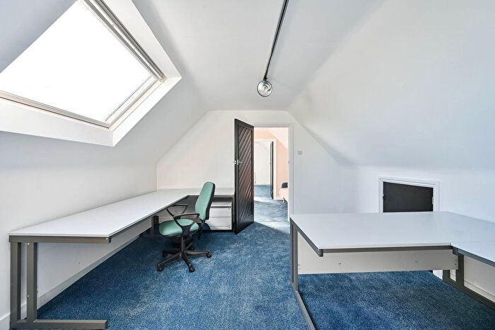 Office To Rent In Guildford Road, Effingham, KT24