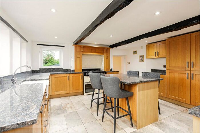 4 Bedroom Semi Detached House For Sale In Lees Road, Mossley, OL5