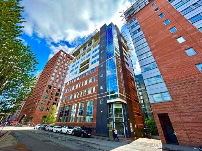 2 Bedroom Apartment To Rent In Princess House, Princess Street, Manchester City Centre, M1