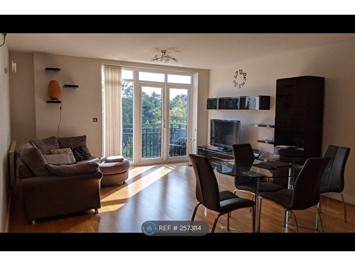 2 Bedroom Flat To Rent In Castlereagh House, Stanmore, HA7
