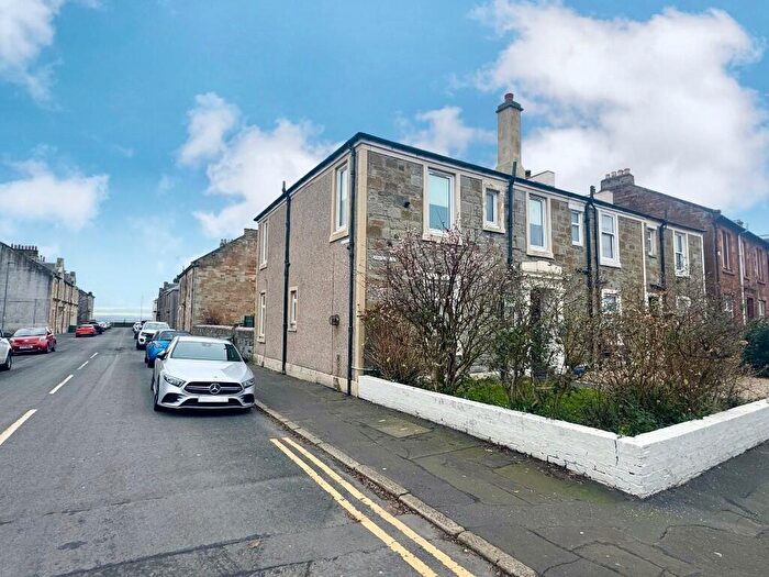 2 Bedroom Flat For Sale In Bank Street, Troon, Ayrshire, KA10