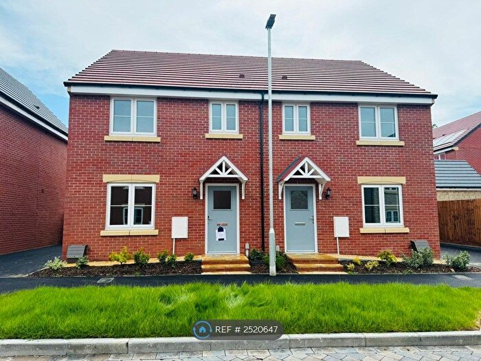 3 Bedroom Detached House To Rent In Wilding Close, Gloucester, GL2