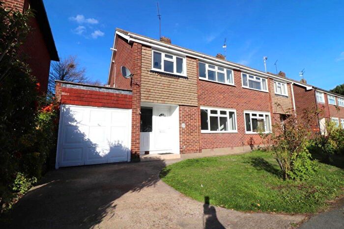 3 Bedroom Semi-Detached House To Rent In Coleridge Walk, Brentwood, CM13