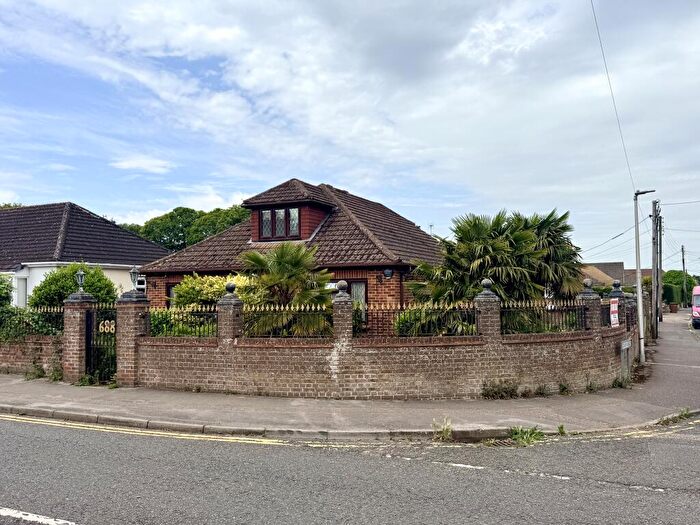 4 Bedroom Detached Bungalow For Sale In Maidstone Road, Wigmore, Rainham, ME8