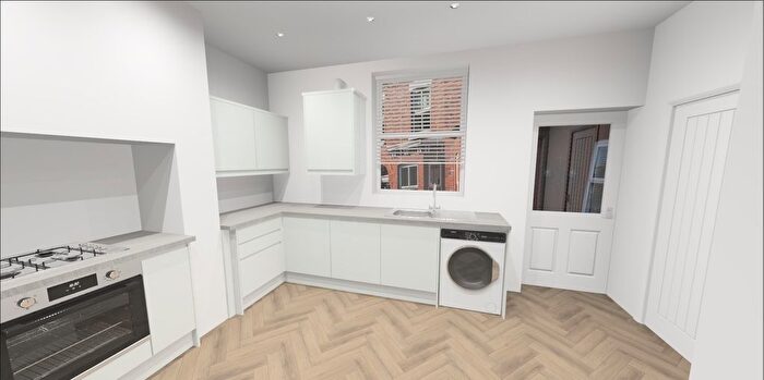 4 Bedroom End Of Terrace House To Rent In Claremont Terrace, Leeds, LS12