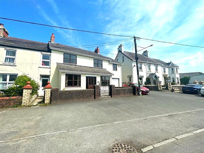 4 Bedroom End Of Terrace House For Sale In Moorfield Road, Narberth, Pembrokeshire, SA67