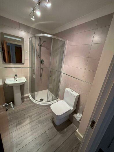 2 Bedroom Apartment To Rent In Berkley Street, Birmingham, B1