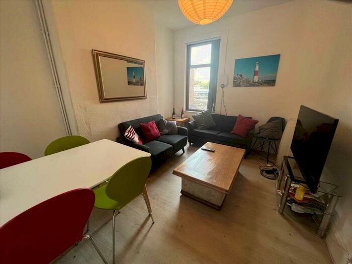 4 Bedroom Terraced House To Rent In Glen Park Avenue, Plymouth, PL4