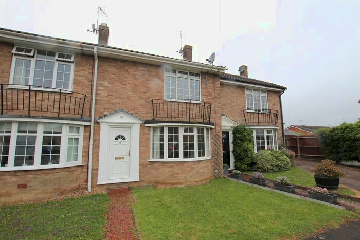 2 Bedroom Terraced House To Rent In Clovers End, Horsham, RH12