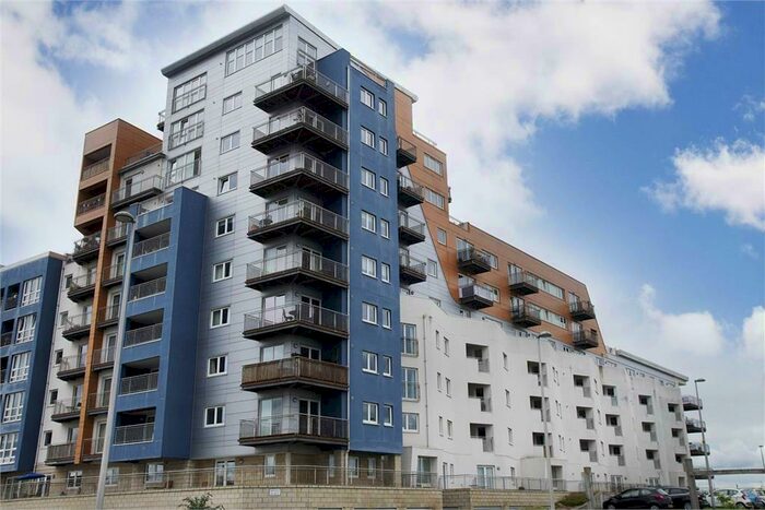 2 Bedroom Flat To Rent In , Heron Place, Edinburgh, EH5