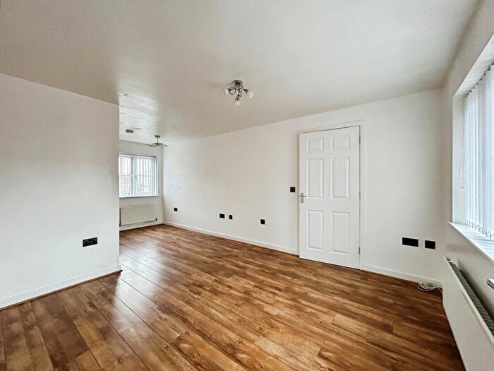 1 Bedroom Apartment For Sale In Kelstern Close, Bolton, BL2