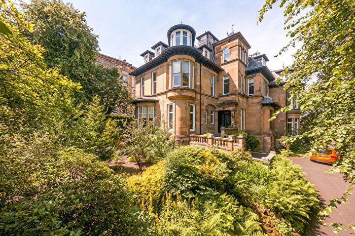 3 Bedroom Apartment For Sale In Horselethill Road, Dowanhill, Glasgow, G12