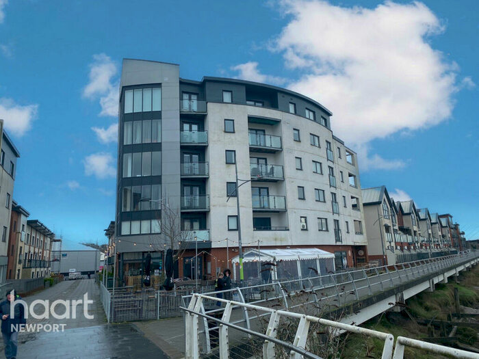 2 Bedroom Flat For Sale In Millennium Walk, Newport, NP19