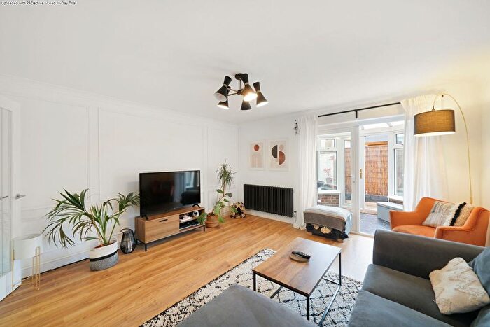 2 Bedroom Semi-Detached House To Rent In Forge Road, Southborough, Tunbridge Wells, TN4