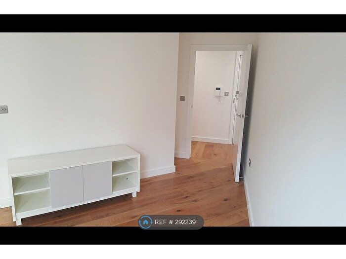 1 Bedroom Flat To Rent In Tryon Apartments, Hounslow, TW3