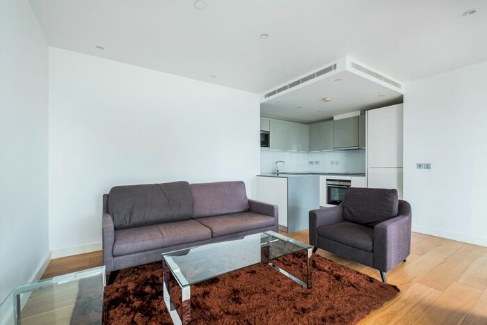 3 Bedroom Flat To Rent In Camley Street, London, N1C