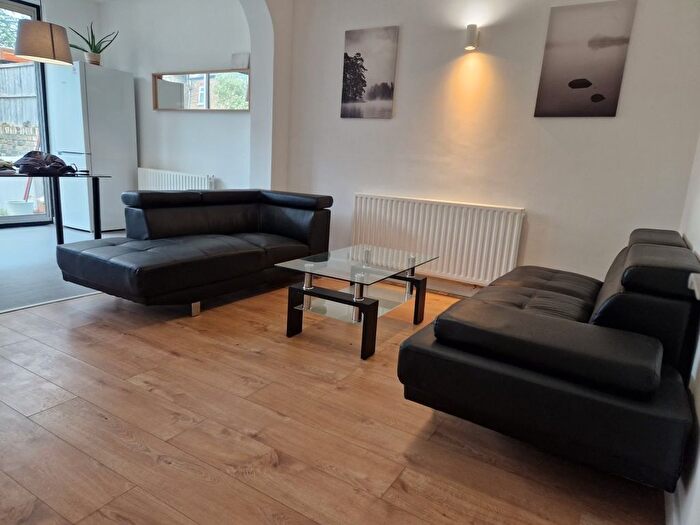 5 Bedroom Terraced House To Rent In Lascotts Road, London, N22