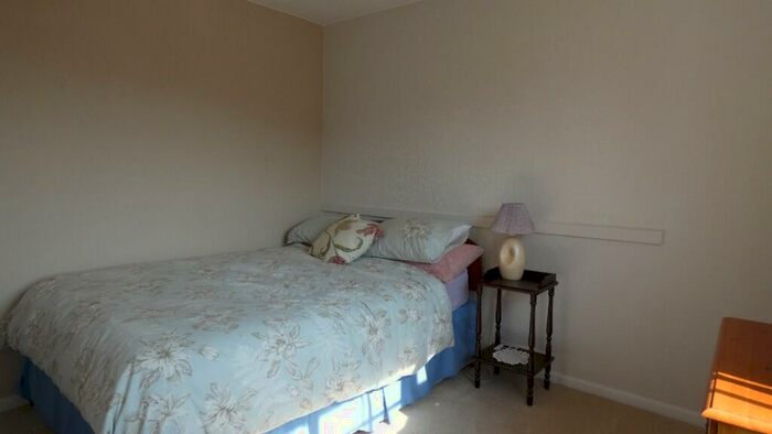 4 Bedroom Detached House For Sale In New Crescent, Leeds, West Yorkshire, LS18