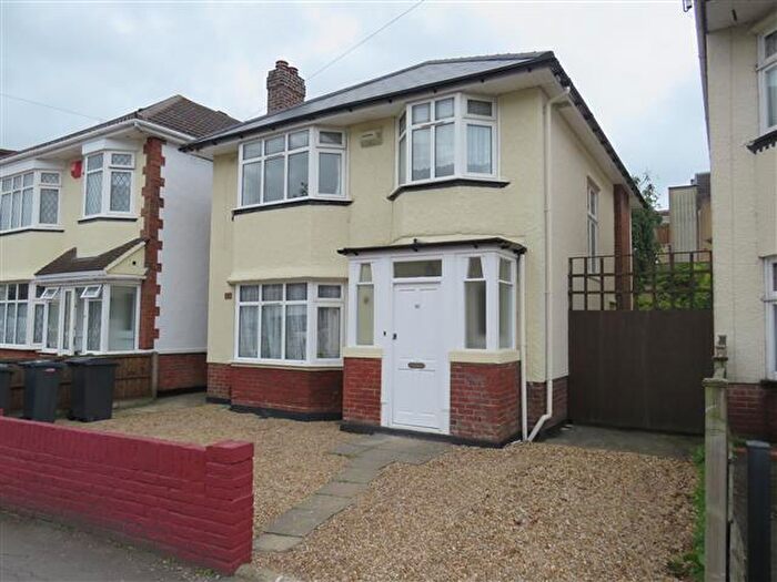5 Bedroom House To Rent In Frances Road, Bournemouth, BH1
