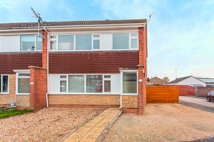 3 Bedroom End Of Terrace House To Rent In Fishweir Fields, Bridport DT6