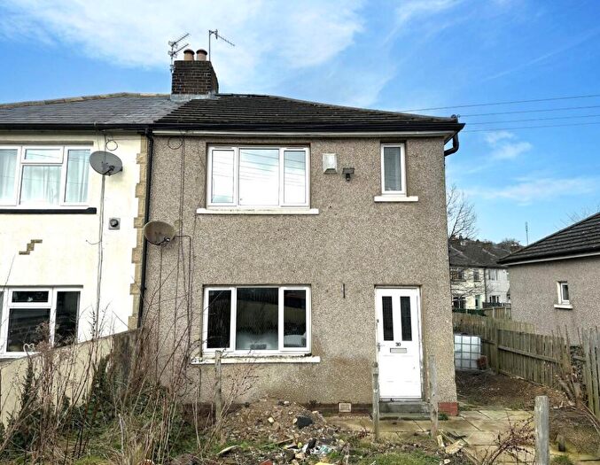 3 Bedroom Semi-Detached House For Sale In Braithwaite Drive, Keighley, BD22