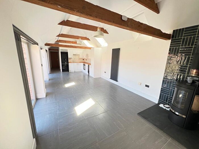 2 Bedroom Barn Conversion To Rent In Welby Warren, Welby, NG32