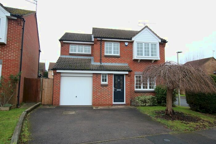 4 Bedroom Detached House To Rent In Ash Way, Wokingham, RG41