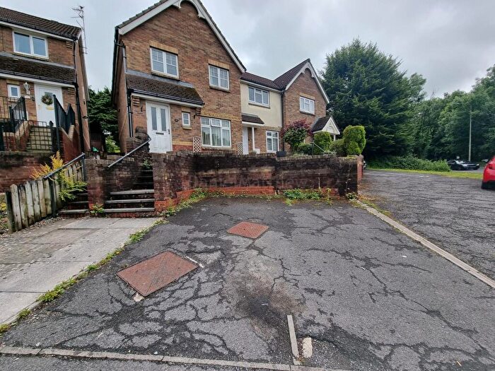 3 Bedroom End Of Terrace House For Sale In Meadow Walk, Brackla, CF31