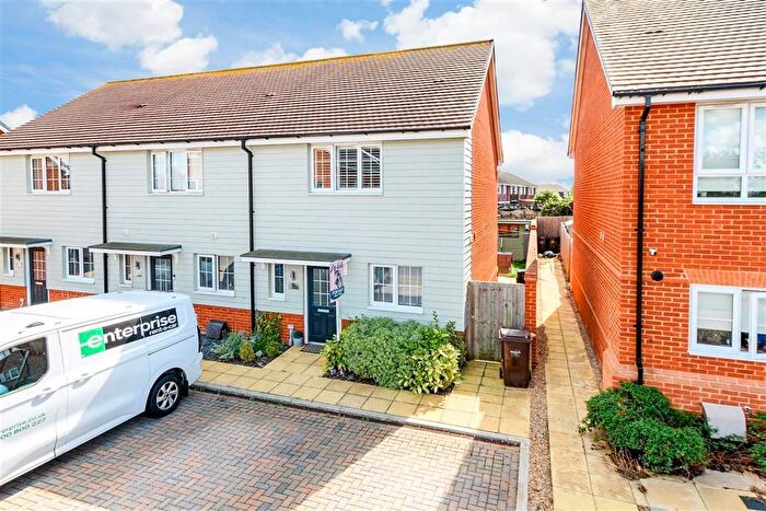 2 Bedroom End Of Terrace House For Sale In Martinsyde Grove, Hoo, Rochester, Kent, ME3