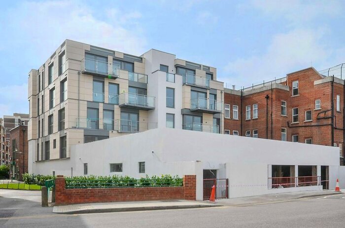 3 Bedroom Flat To Rent In Mintern Street, Islington, London, N1