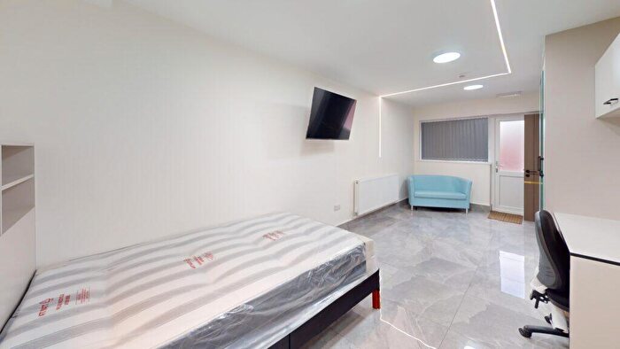 1 Bedroom Flat To Rent In Langleys Road, Selly Oak, Birmingham, B29