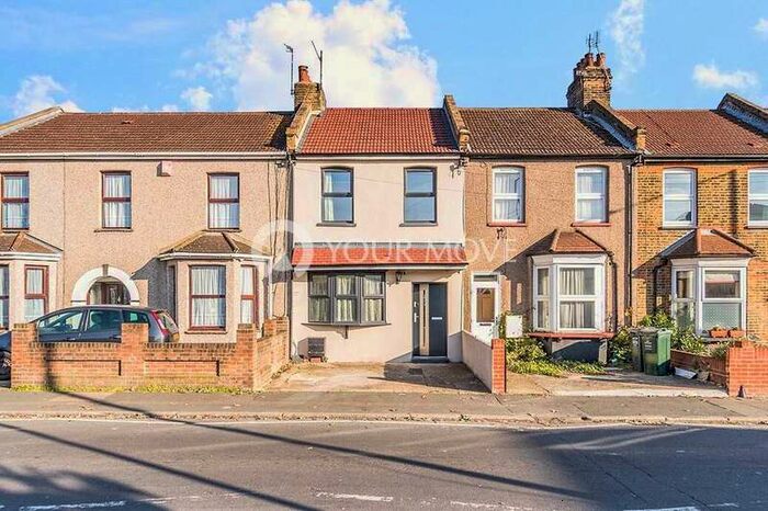 4 Bedroom Terraced House To Rent In St. Vincents Road, Dartford, DA1