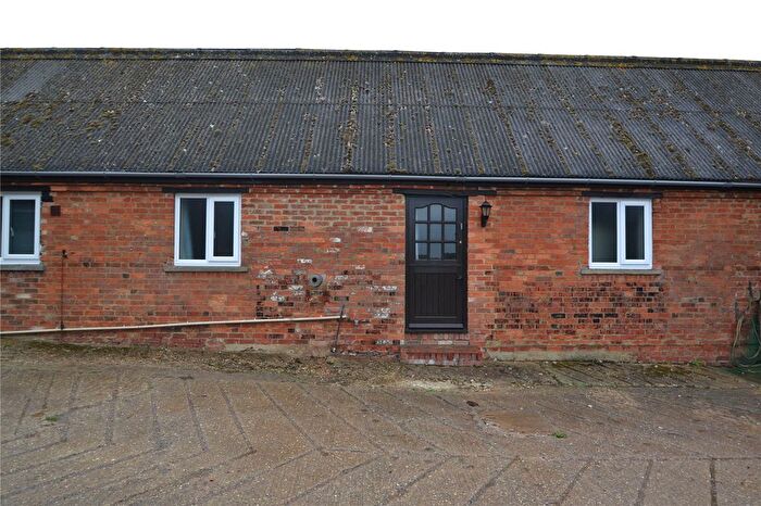 3 Bedroom Cottage To Rent In Padbury, Buckingham, MK18