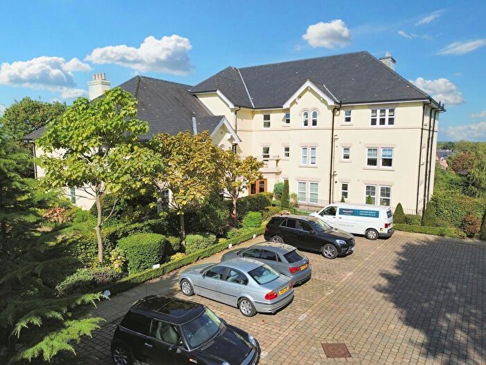 3 Bedroom Penthouse For Sale In St Hilarys Park, Alderley Edge, SK9
