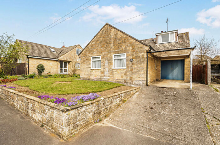 3 Bedroom Bungalow For Sale In Broadacres, East Coker, Yeovil, Somerset, BA22