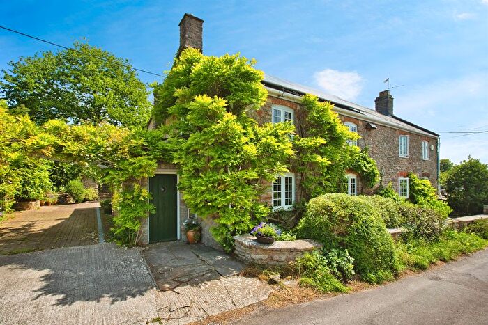 4 Bedroom Semi-Detached House For Sale In The Hollow, Westbury Sub Mendip, Wells, BA5